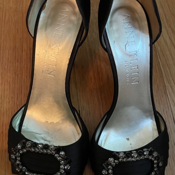 Anne Klein Black Rhinestone peep toe heels size 7.5 - Picture 3 of 6